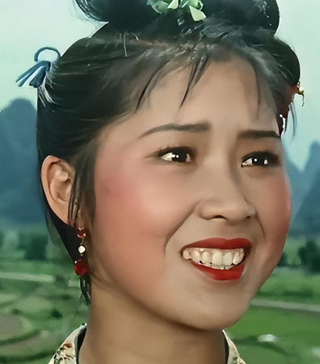 李鸿春丨刘三姐与斗鸡