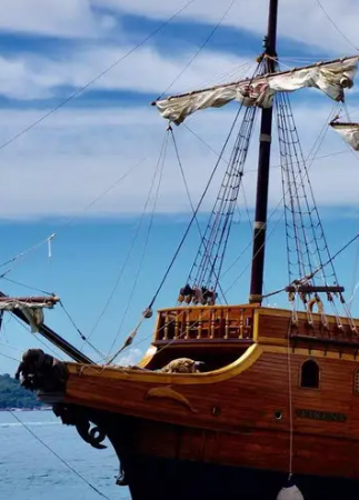 阿杰丨半瓶葡萄酒，差点去远航