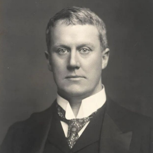 张祚臣丨在袁世凯称帝的一片劝进声中，一位外国顾问却发出了直言不讳的谴责