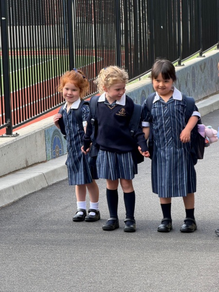 姚婉如丨在Olivia的开学仪式上：教育的温度与人生的回声——一点感想与对比