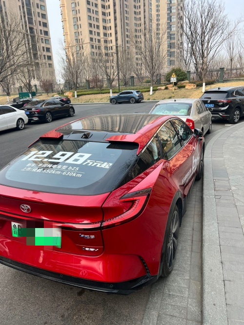 慕容料丨街边的电动车（慕容杂谈143）