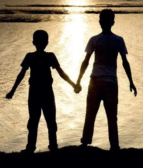 张凡丨老邻居——牟家兄弟