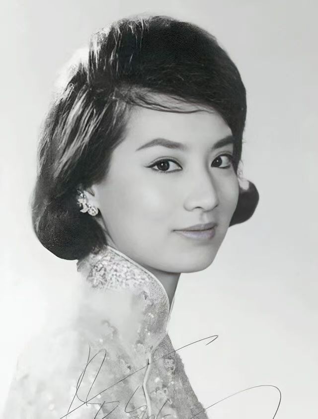 张宣丨七绝·民国二十位女明星回望（之十八·尤敏）