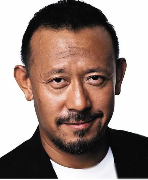 点击查看原图 9姜文.png