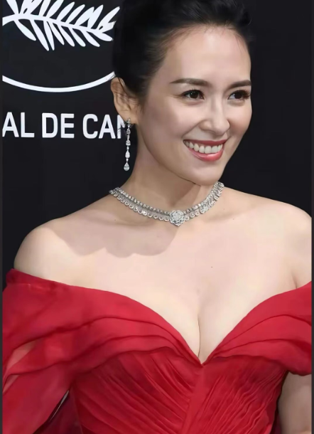 点击查看原图 29章子怡.png